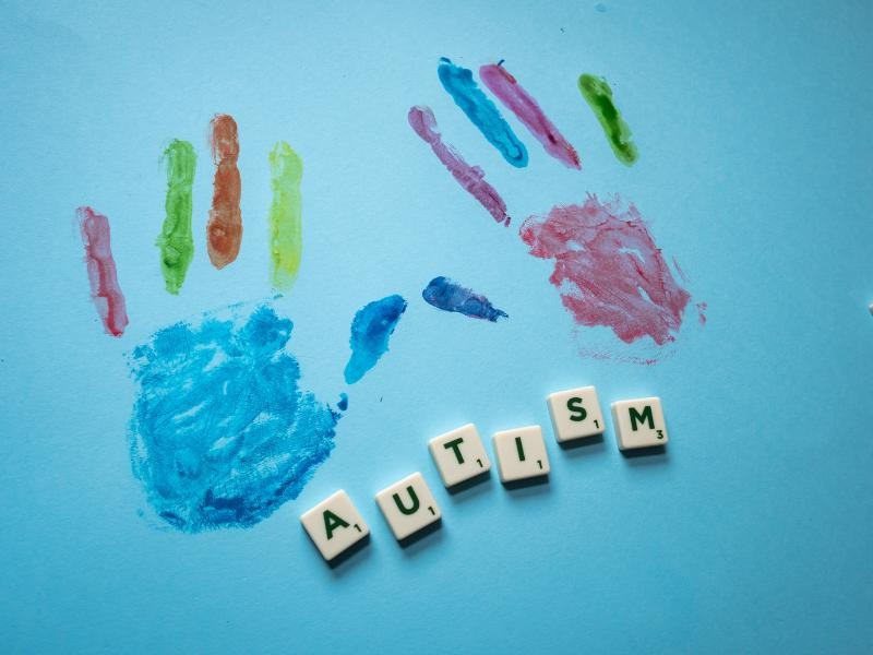 Abril Azul: Diagnóstico em Adultos Autistas