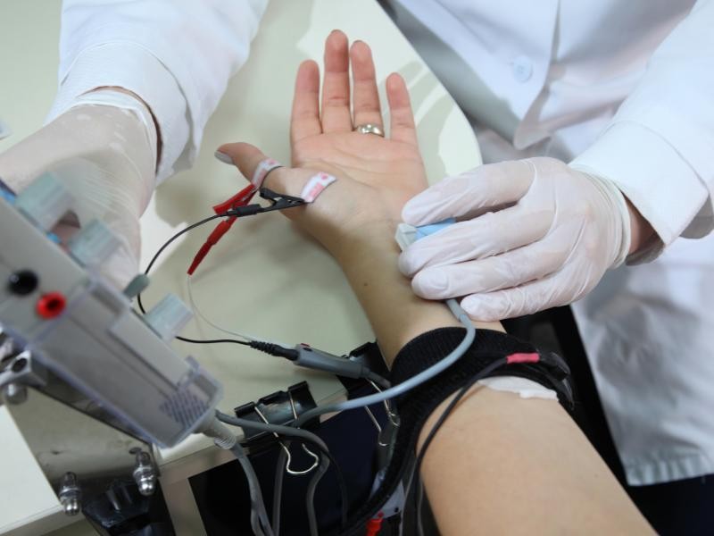 ELETRONEUROMIOGRAFIA